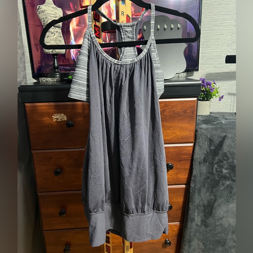 Gray Cold-Shoulder Women's Top